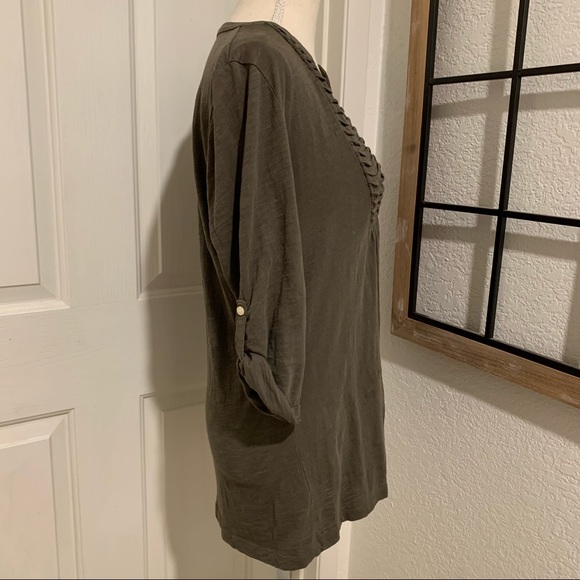 Ann Taylor LOFT olive green top size small - Picture 4 of 5